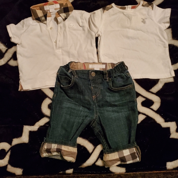 Burberry baby cloths - Picture 1 of 1